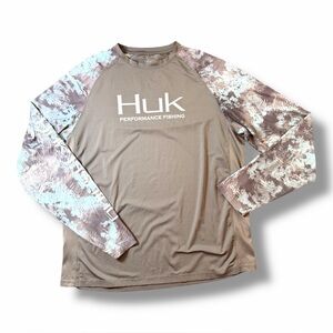 HUK Pursuit Performance Crew Long Sleeve Fishing Shirt UPF 50 Mens Size Medium
